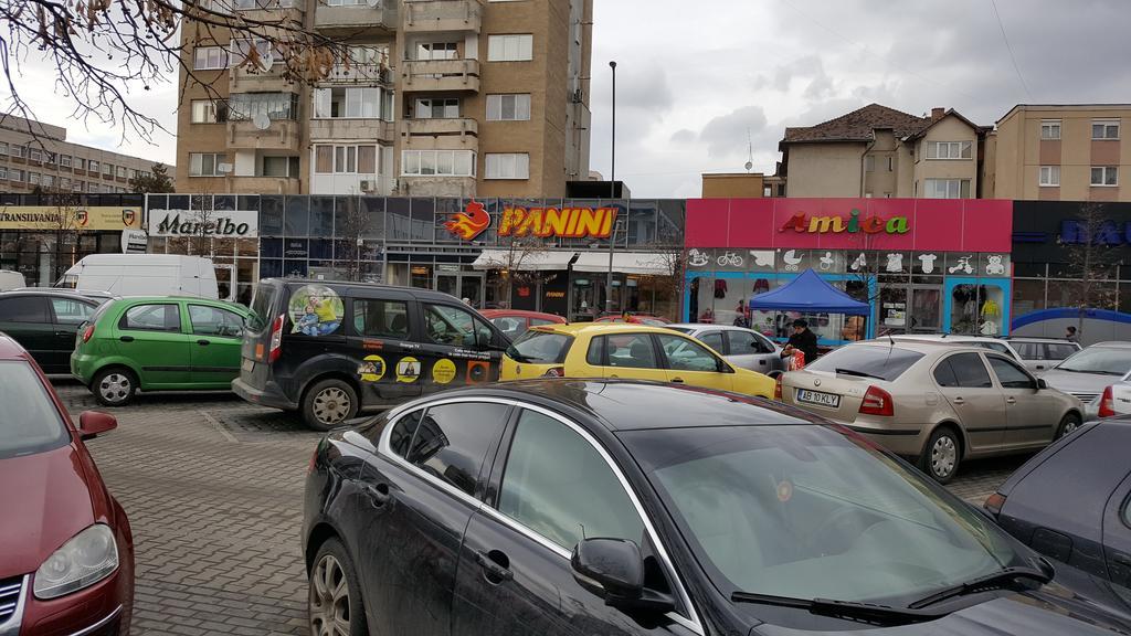 La Garson Apartamento Alba Iulia Exterior foto